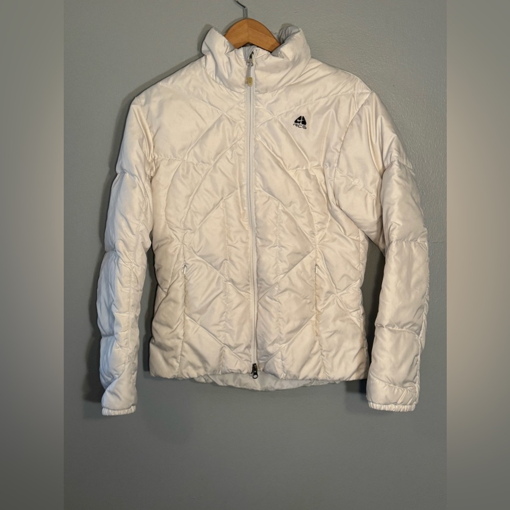 Vintage Y2K Nike ACG White Puffer Winter Jacket Size Medium